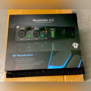 Black Lion Audio Revolution 2x2 USB Audio Interface